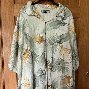 Tommy Bahama 100% silk Hawaiian shirt.